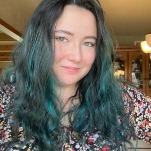 Meet your Posher, Madeleine